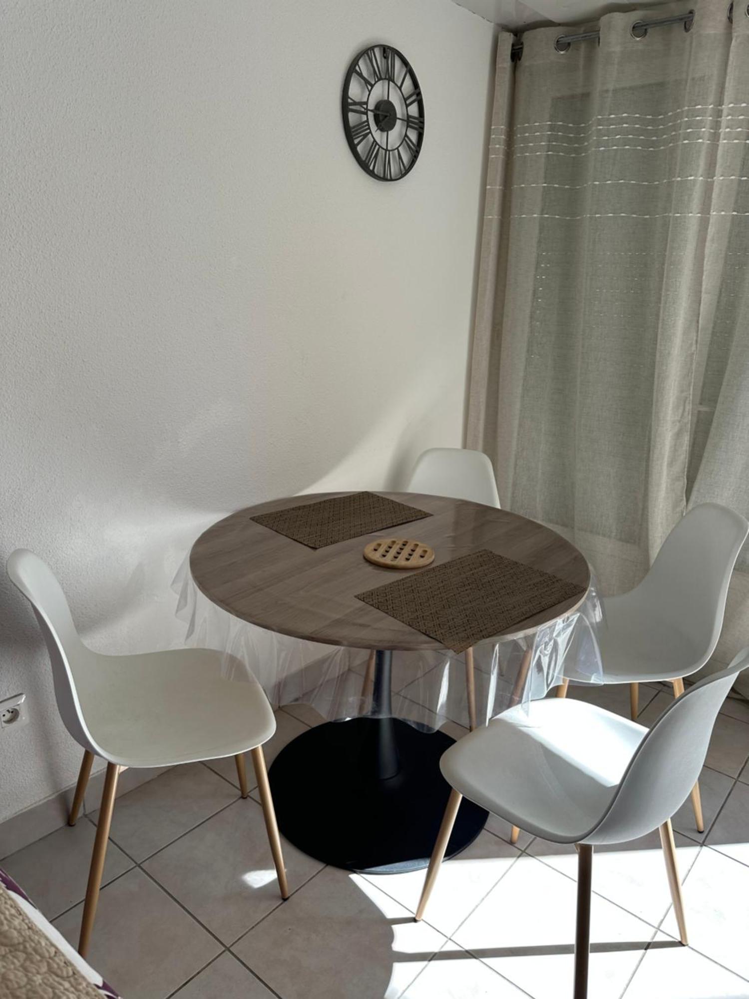 Appartement Proche De La Plage Saint-Pierre-la-Mer  Bagian luar foto